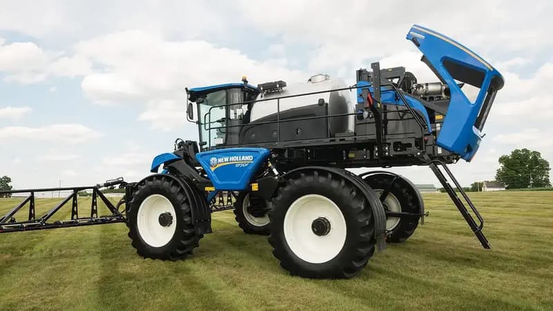 Self-Propelled sprayer New Holland SP345F