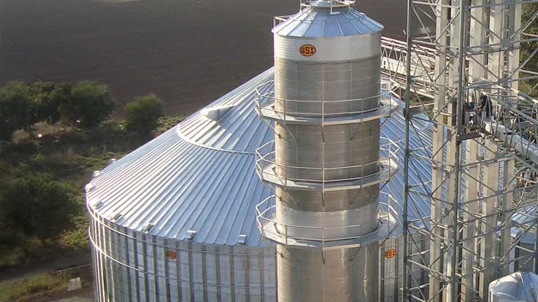 Зерносушарка GSI Commercial Tower
