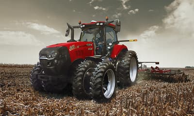 Row crop tractor Case IH Magnum 240
