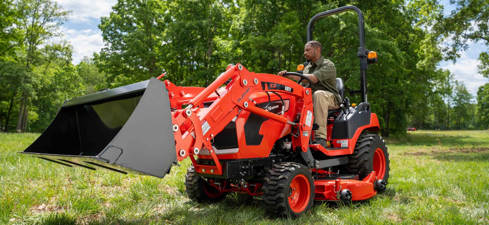 Компактний трактор Kioti CS2230H