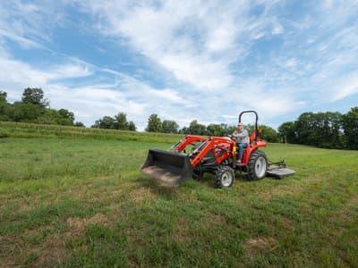 Compact tractor Case IH Farmall Compact 35A
