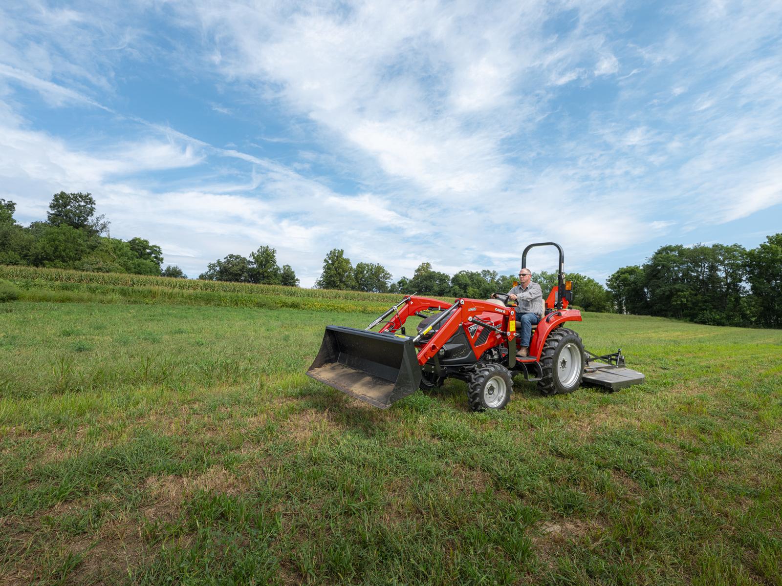 Компактний трактор Case IH Farmall Compact 35A