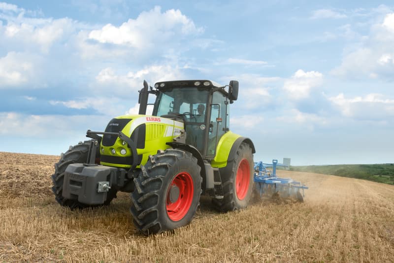 Просапний трактор CLAAS ARION 640 C
