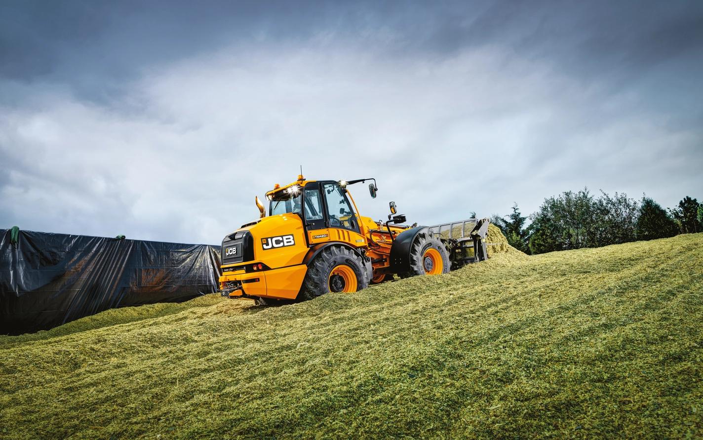 Телескопты тиегіш JCB TM420S Agri