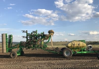 Disc harrow Veles-Agro ZEUS 6 VT with fertilizer application