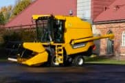 Combine harvester Sampo Rosenlew SR C2