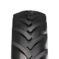 Ozka шина 8.3-24 108A6 8PR KNK-50 TT — протектор тракторной шины, крупный план