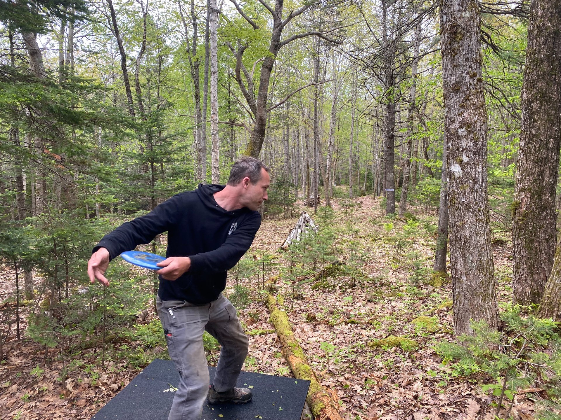 Elevated tee pad at #13