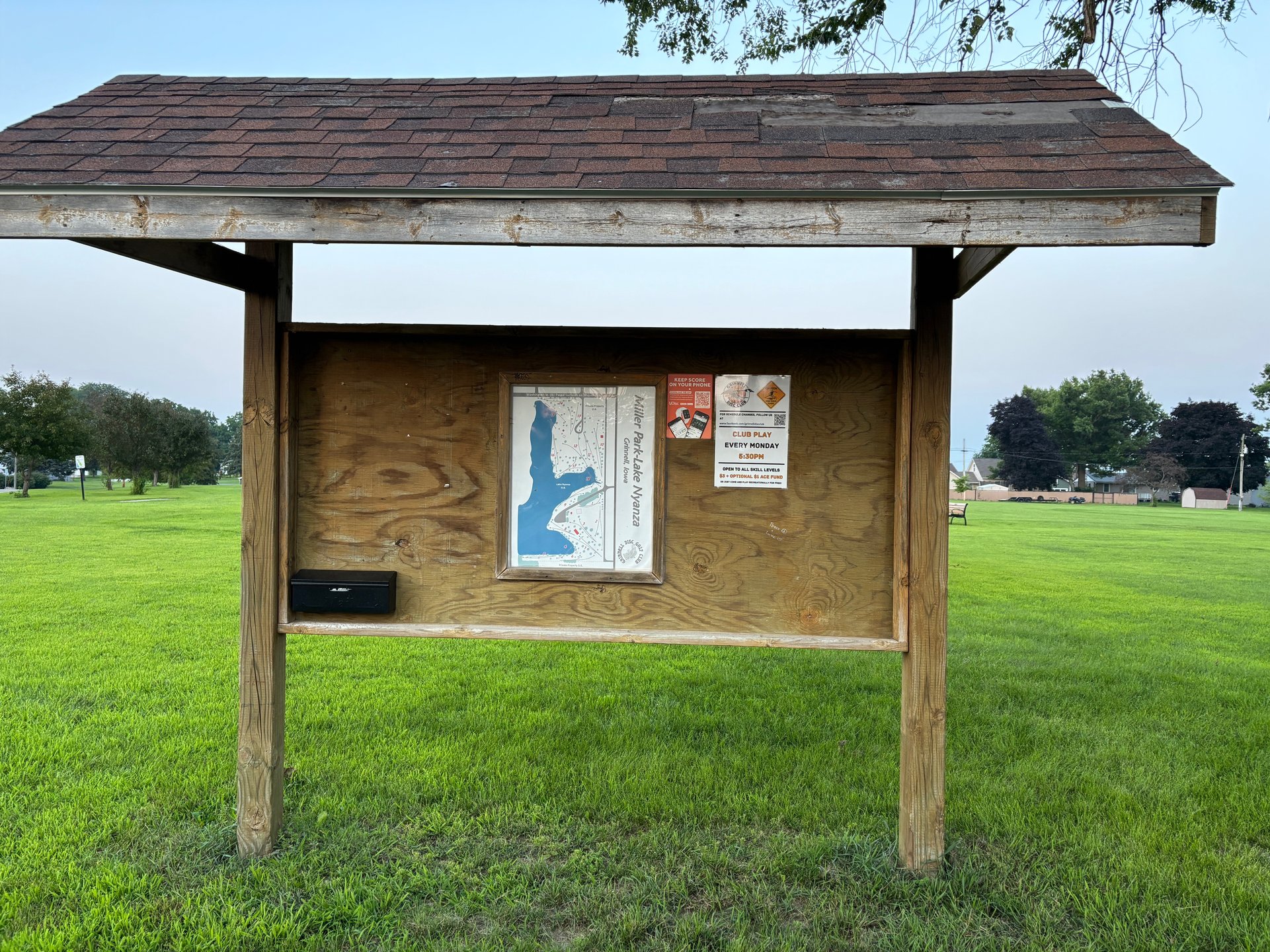 Course signage near #1
