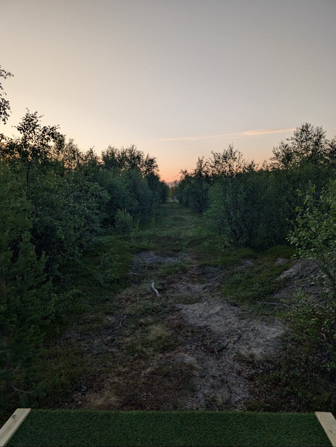Hull 3 ved midnatt