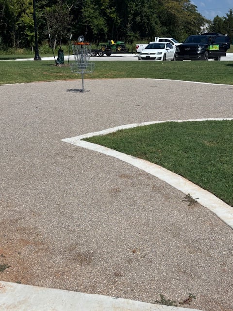 Handicapped Accessible practice hole, great warm up hole for all next to parking lot.