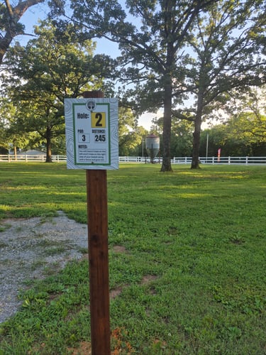 Hole 2
295 Feet
Par 3