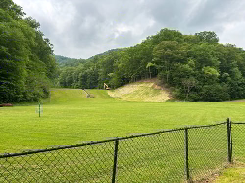 Basket of Hole 3 from the parking lot