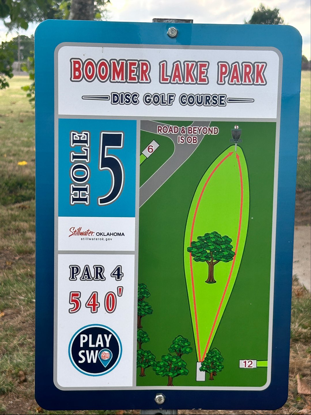 Tee sign
