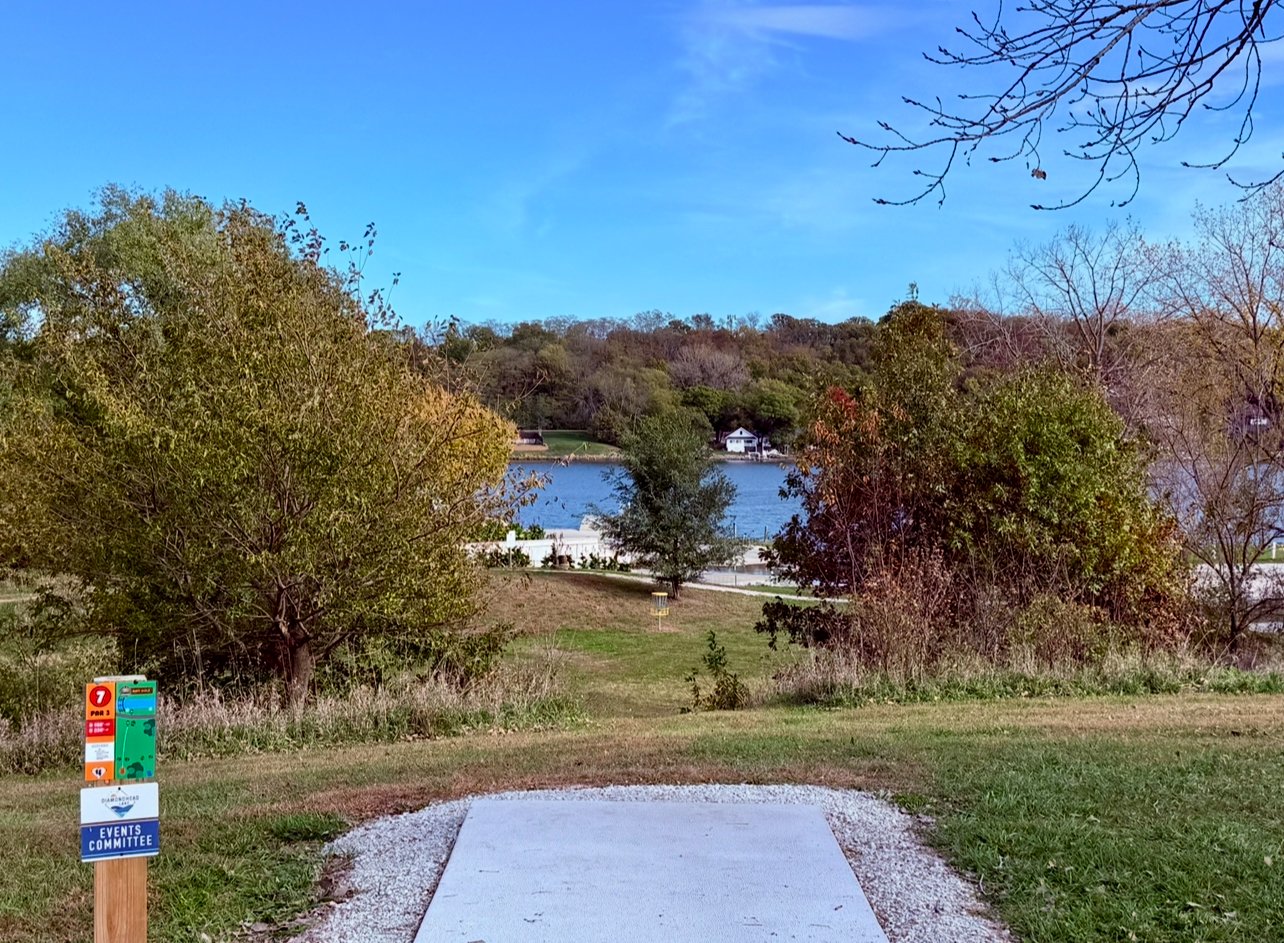 Hole 7 - AM Tee. Downhill 25’. Ace run hole