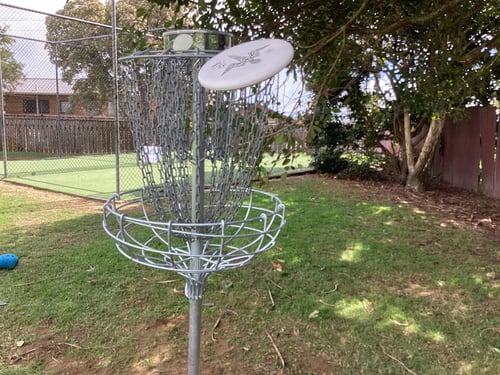 Hole 2, 6 and 9 basket