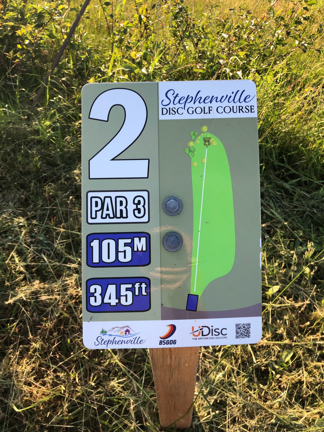 Hole 2 blue tee sign