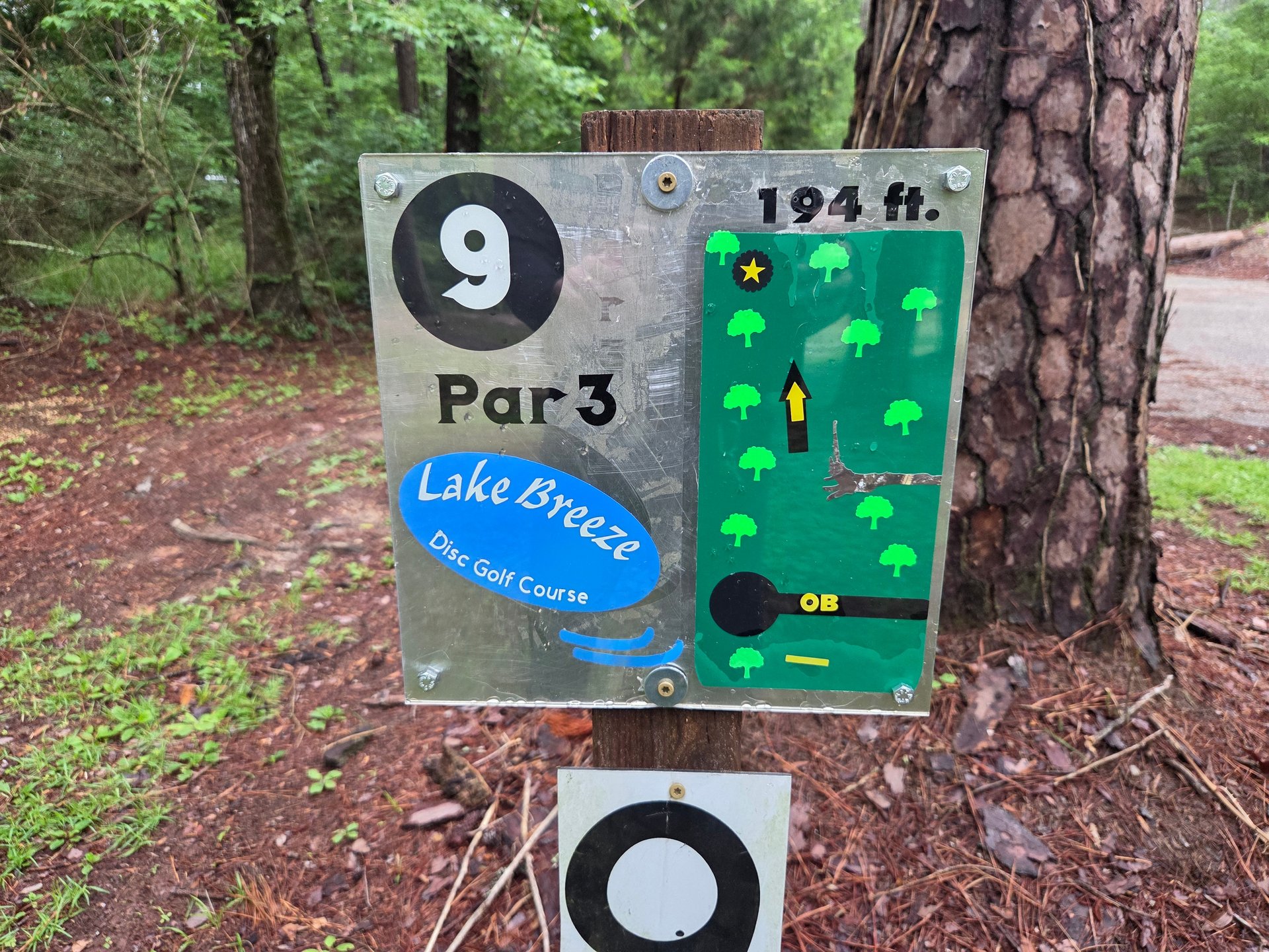 Hole 9 Tee marker.