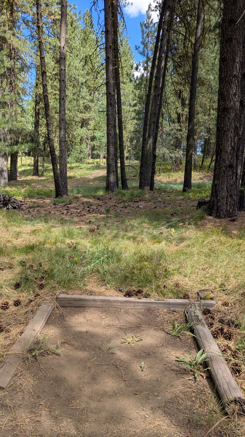 #22 - Uphill Tee with tight gaps 