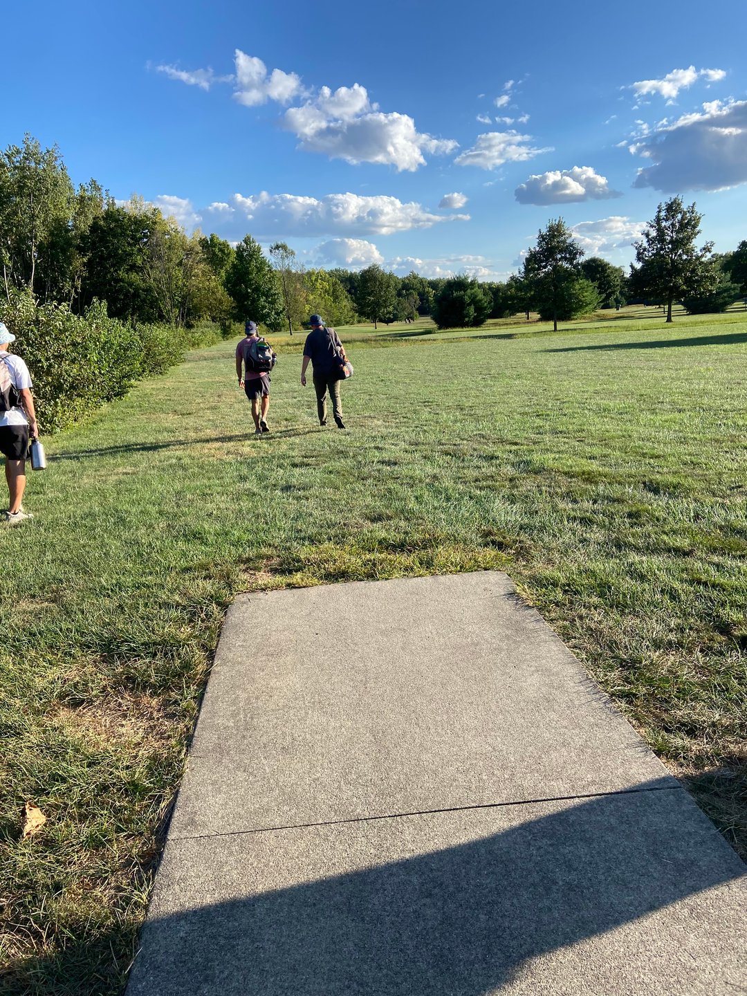 Hole 11. Creek to the left. 