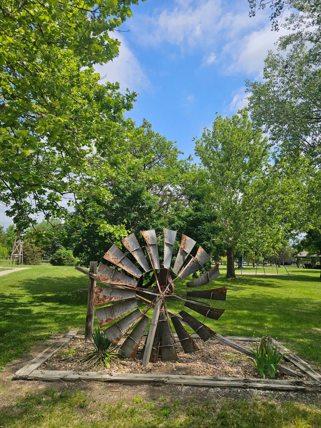 Windmill head landscaping near hole 1 tee pad