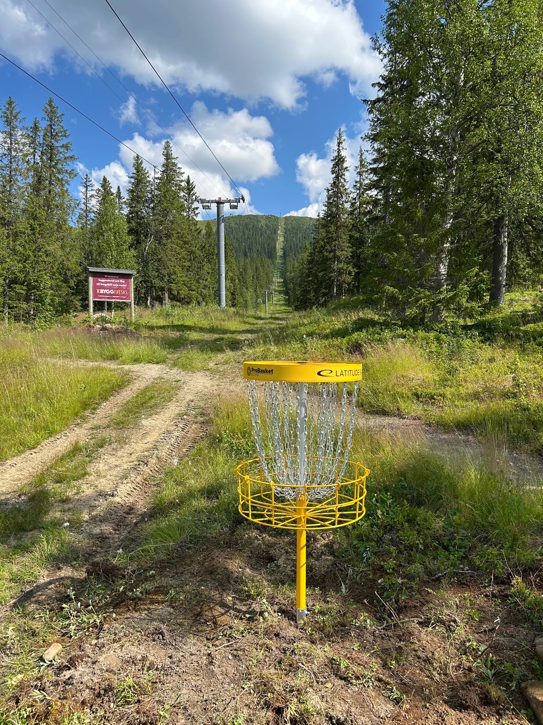 Hål 1
