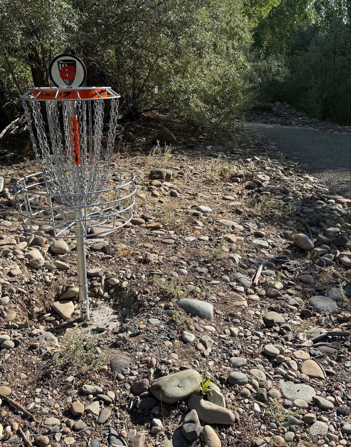 The long baskets of hole 6.