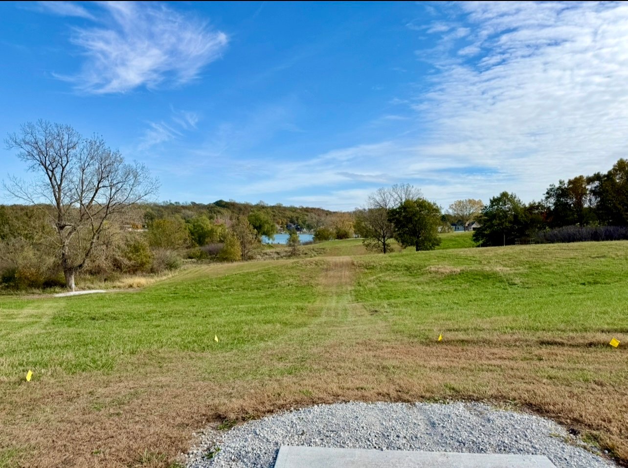 Hole 5 - “Waveland” - Pro Tee. Dog leg right with mando left on right tree. Forced carry. 