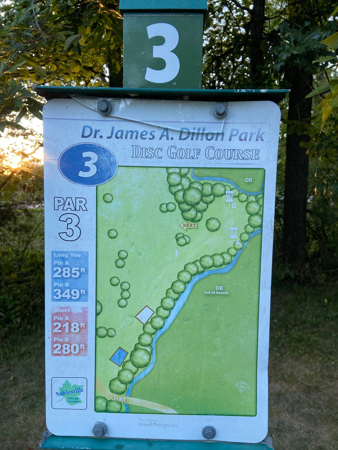Hole 3 signage 