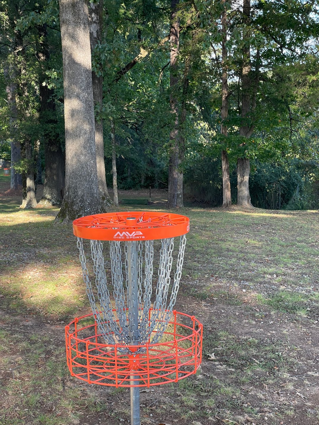 looking down to tee