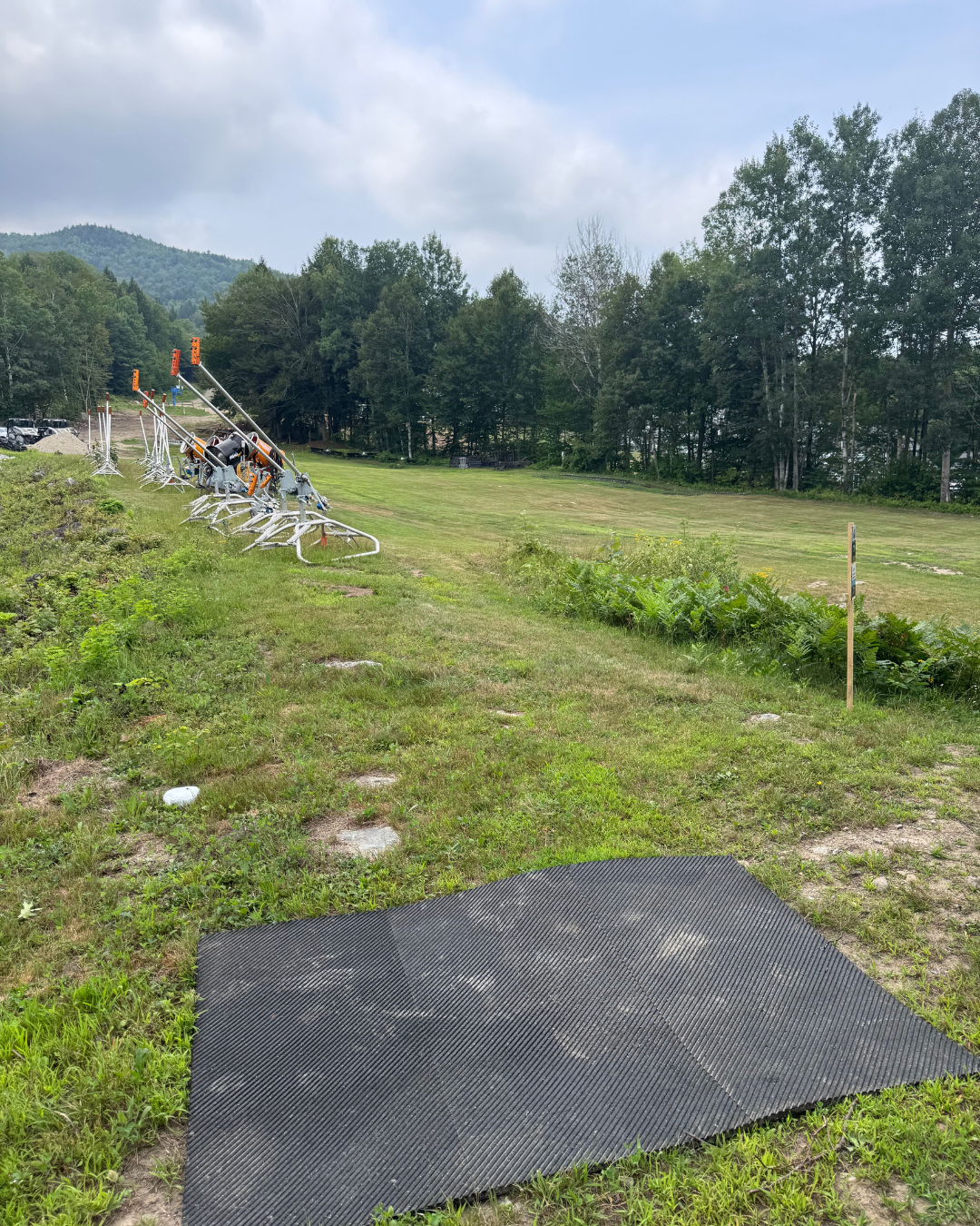Hole 7 tee pad