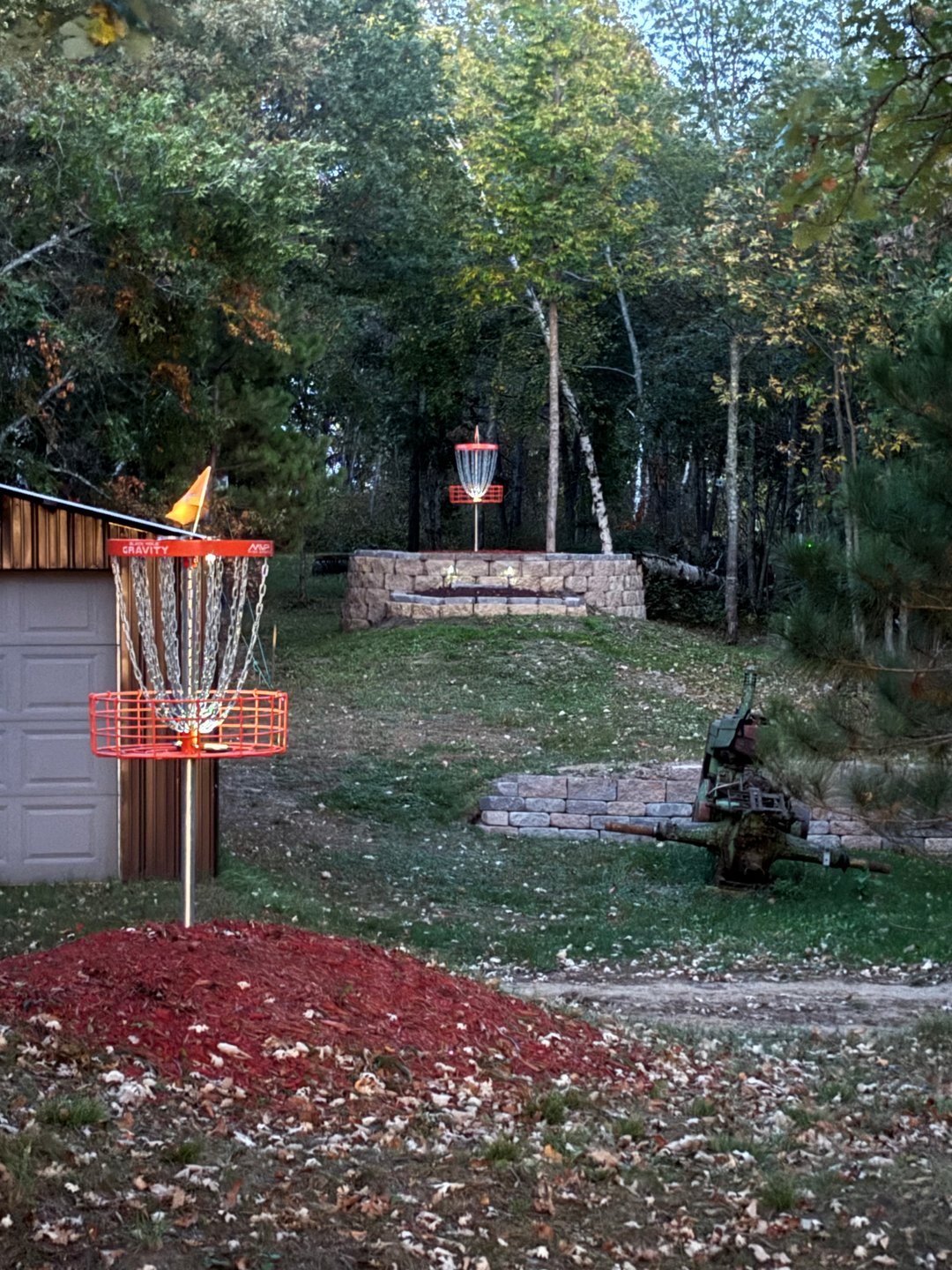 Hole 3 with pin 2 on the left lit up got glow