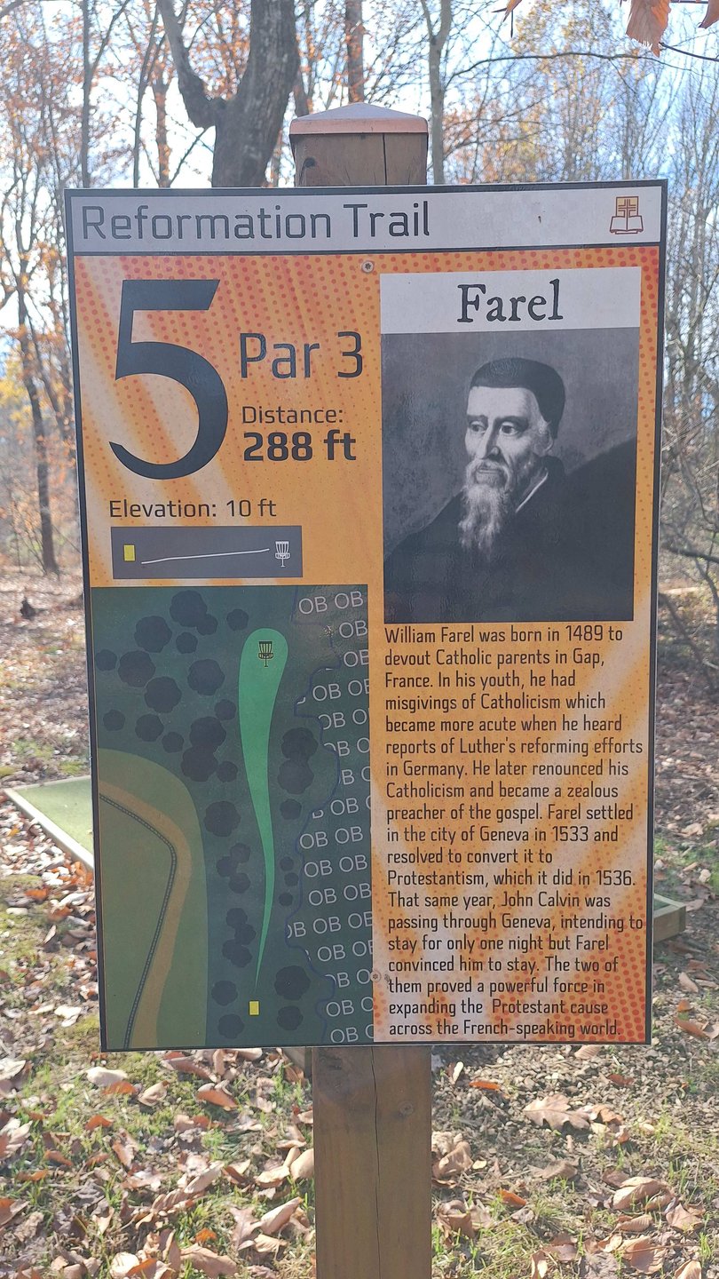 Hole 5 Tee Sign