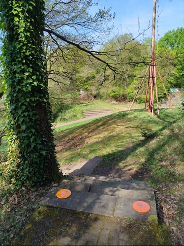 Main + Six, Hole 6