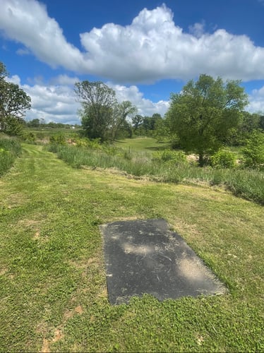 Tee pad for hole 2