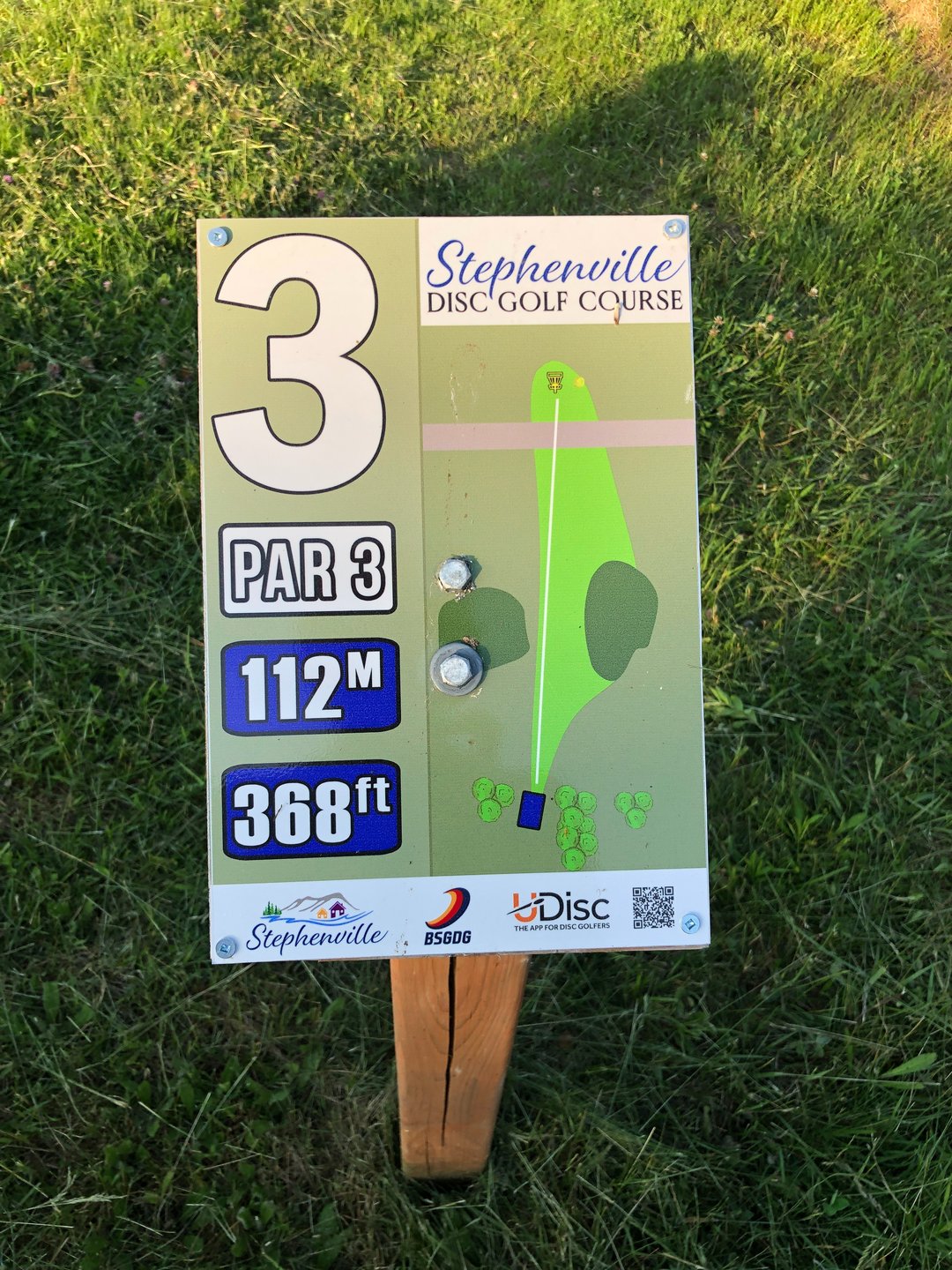 Hole 3 blue tee sign