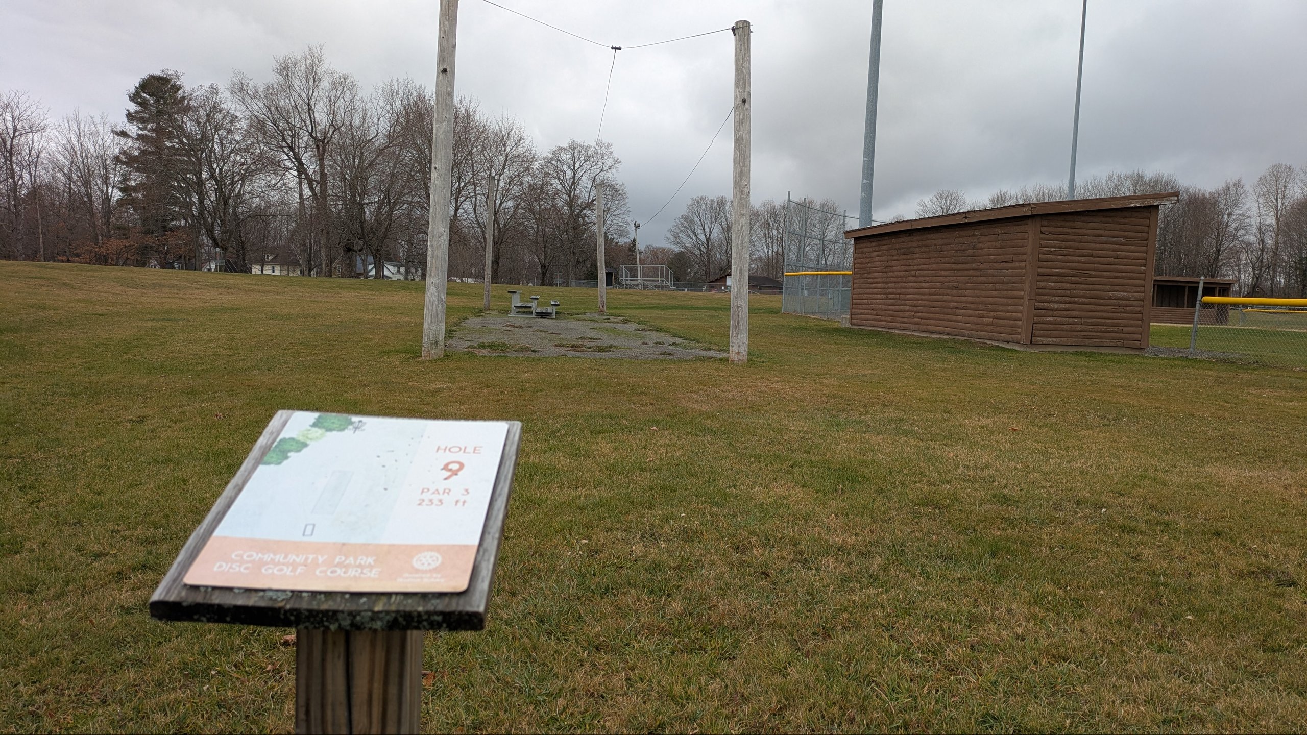 Tee for Hole 9 looking toward Basket 9