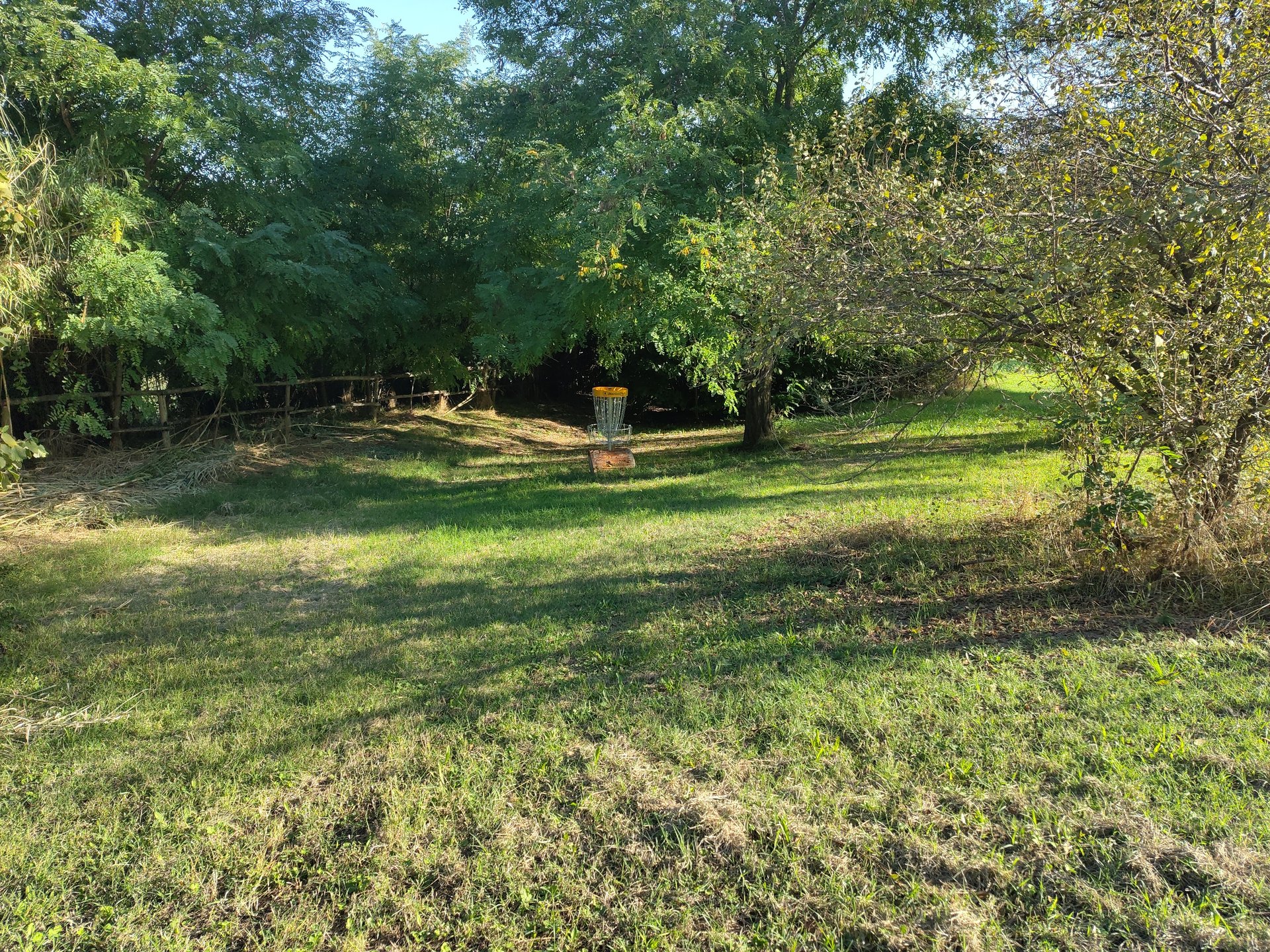 basket hole 8