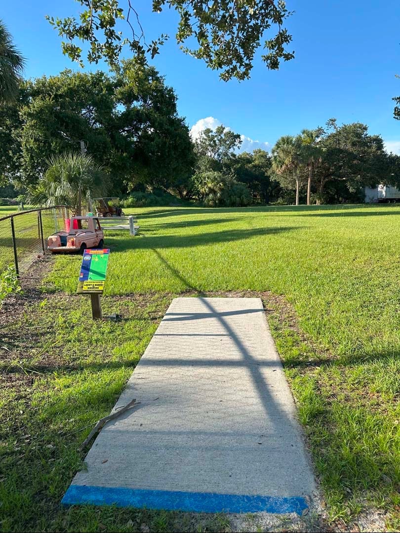 Long/blue tee pad 