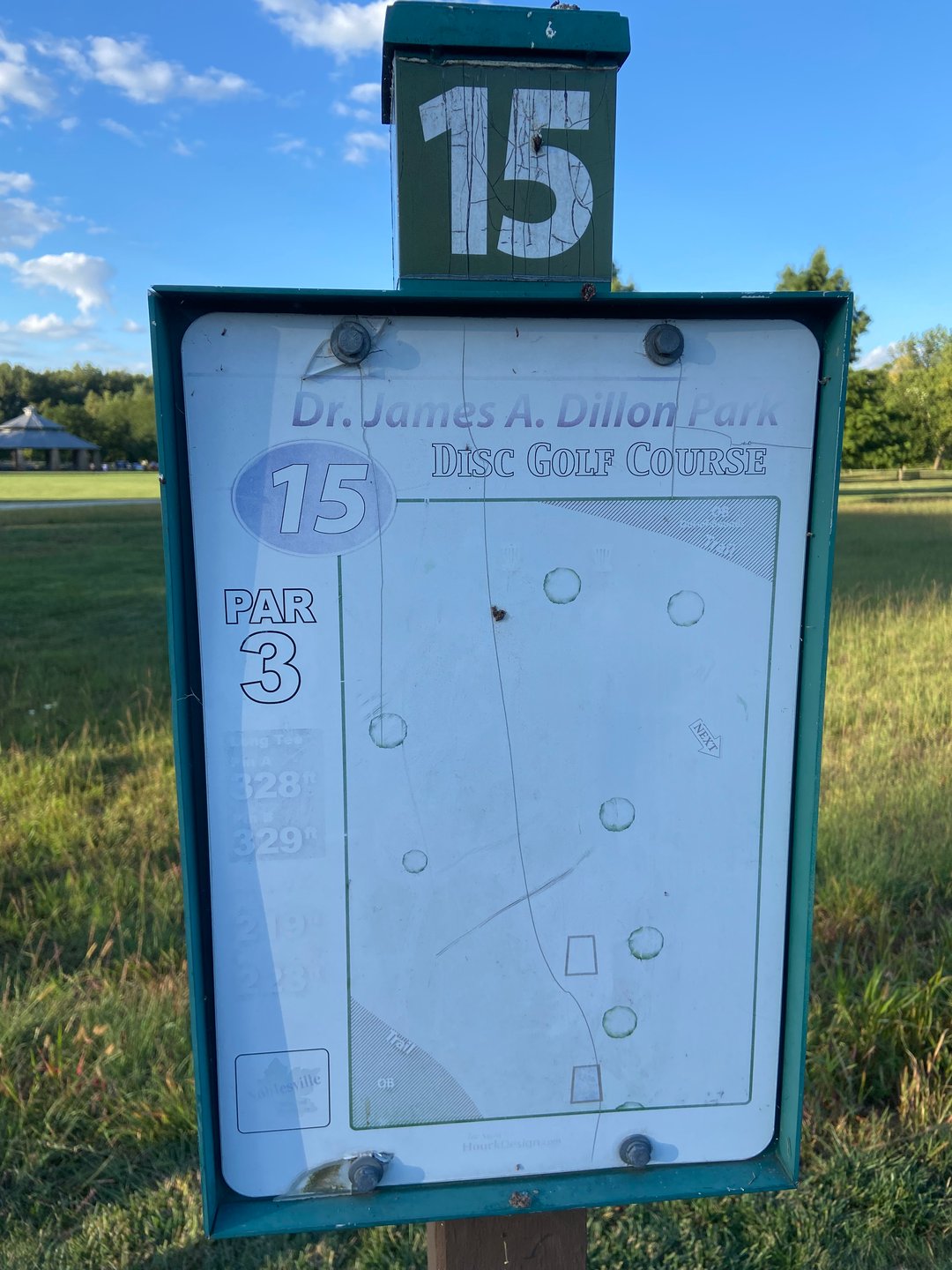 Hole 15 signage.