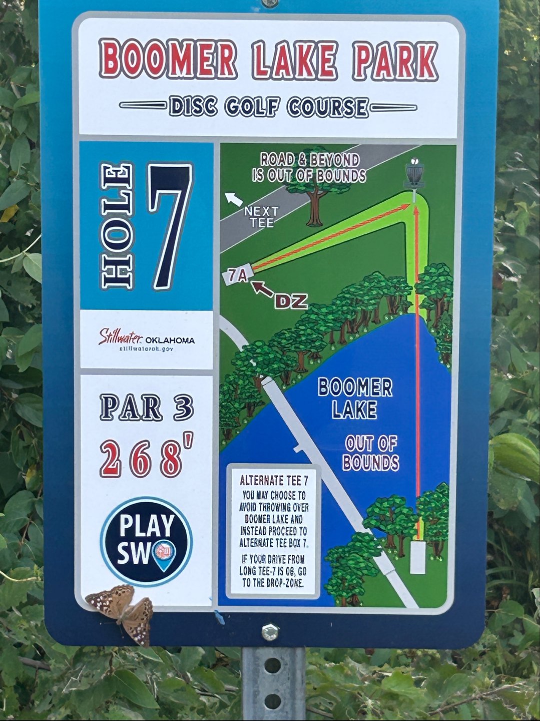 Tee sign