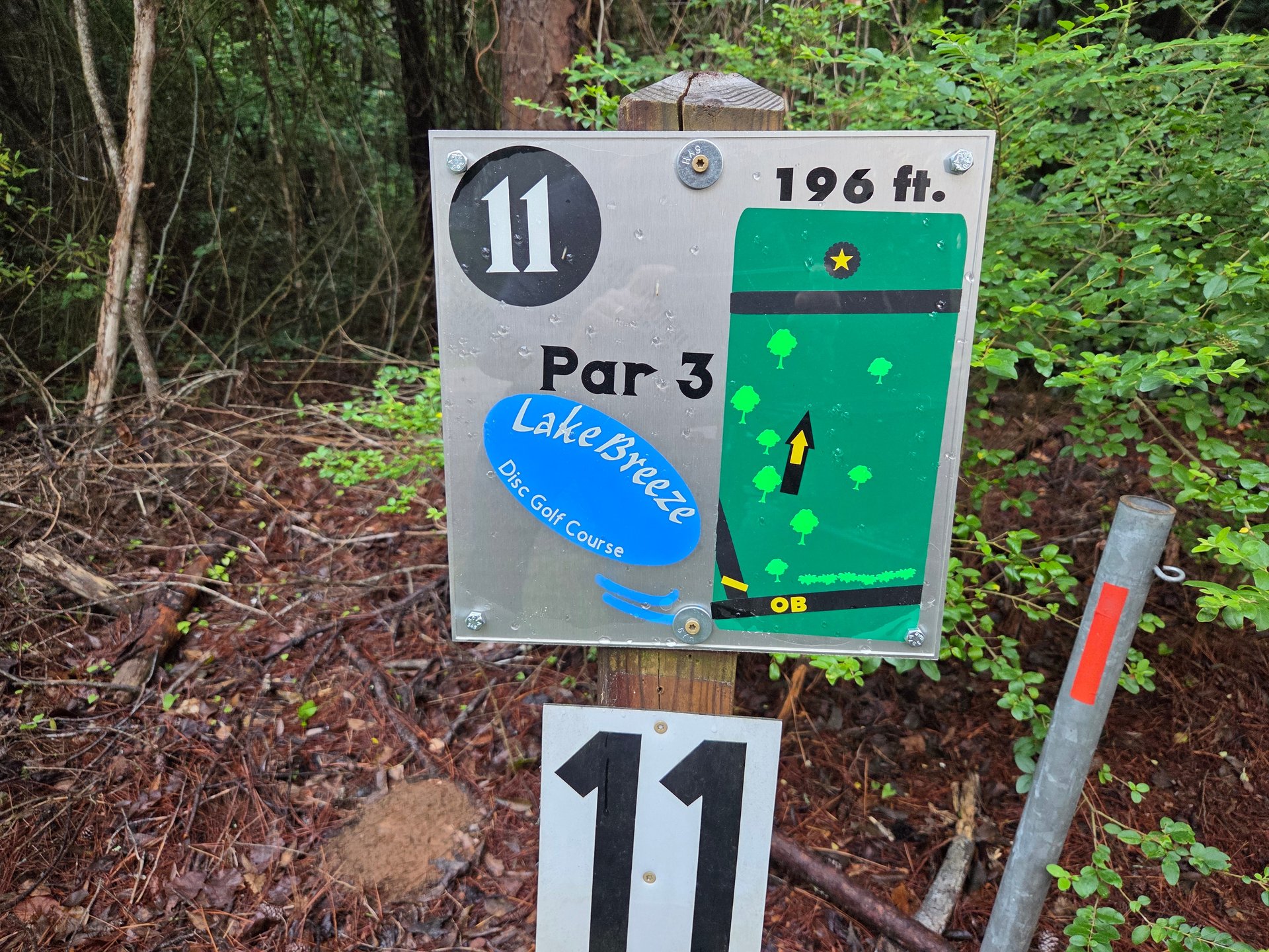 Hole 11 Tee marker.