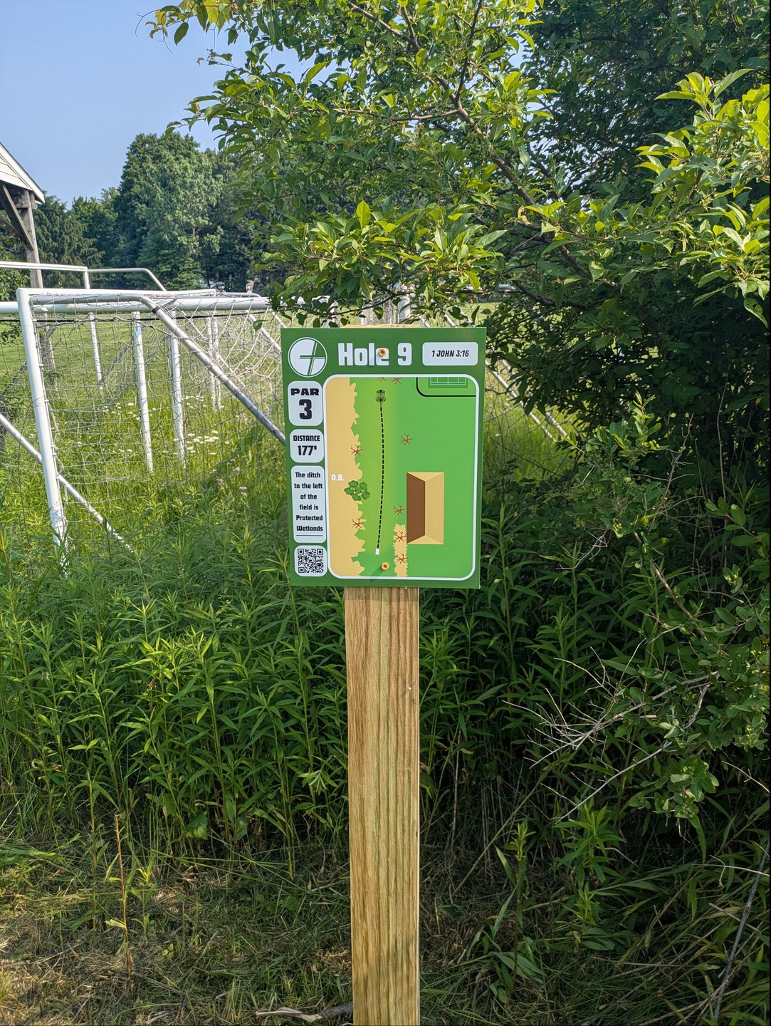 Hole 9 tee sign