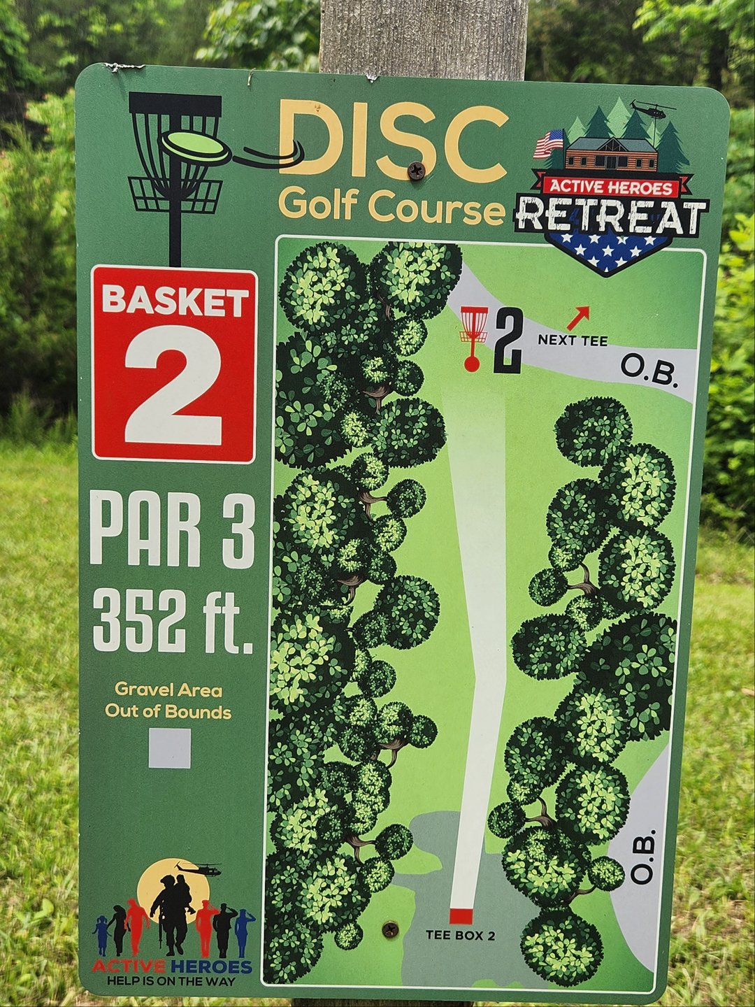 352 ft PAR 3
OB - gravel area