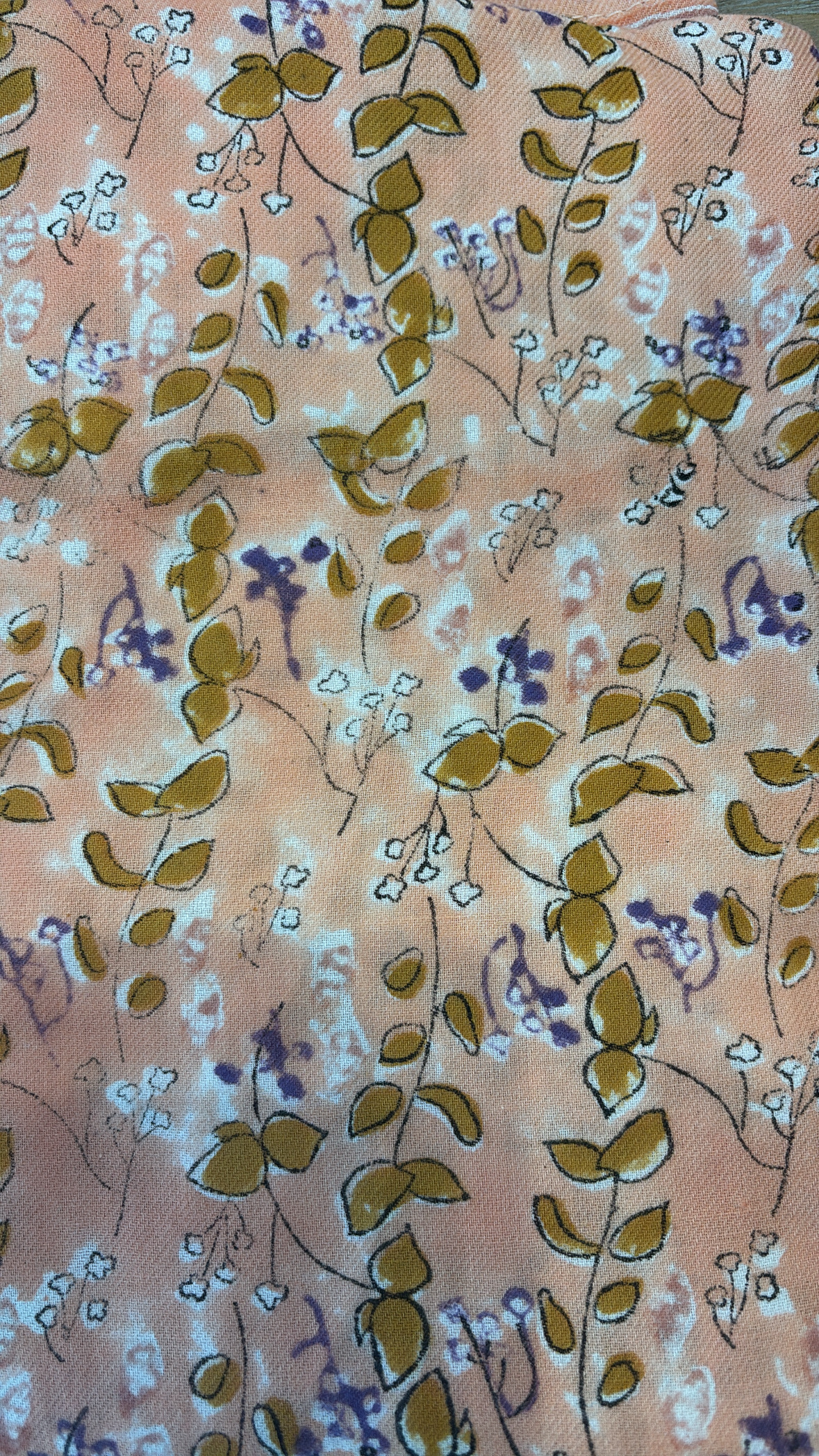 Grand foulard à motifs So Family — vue 9