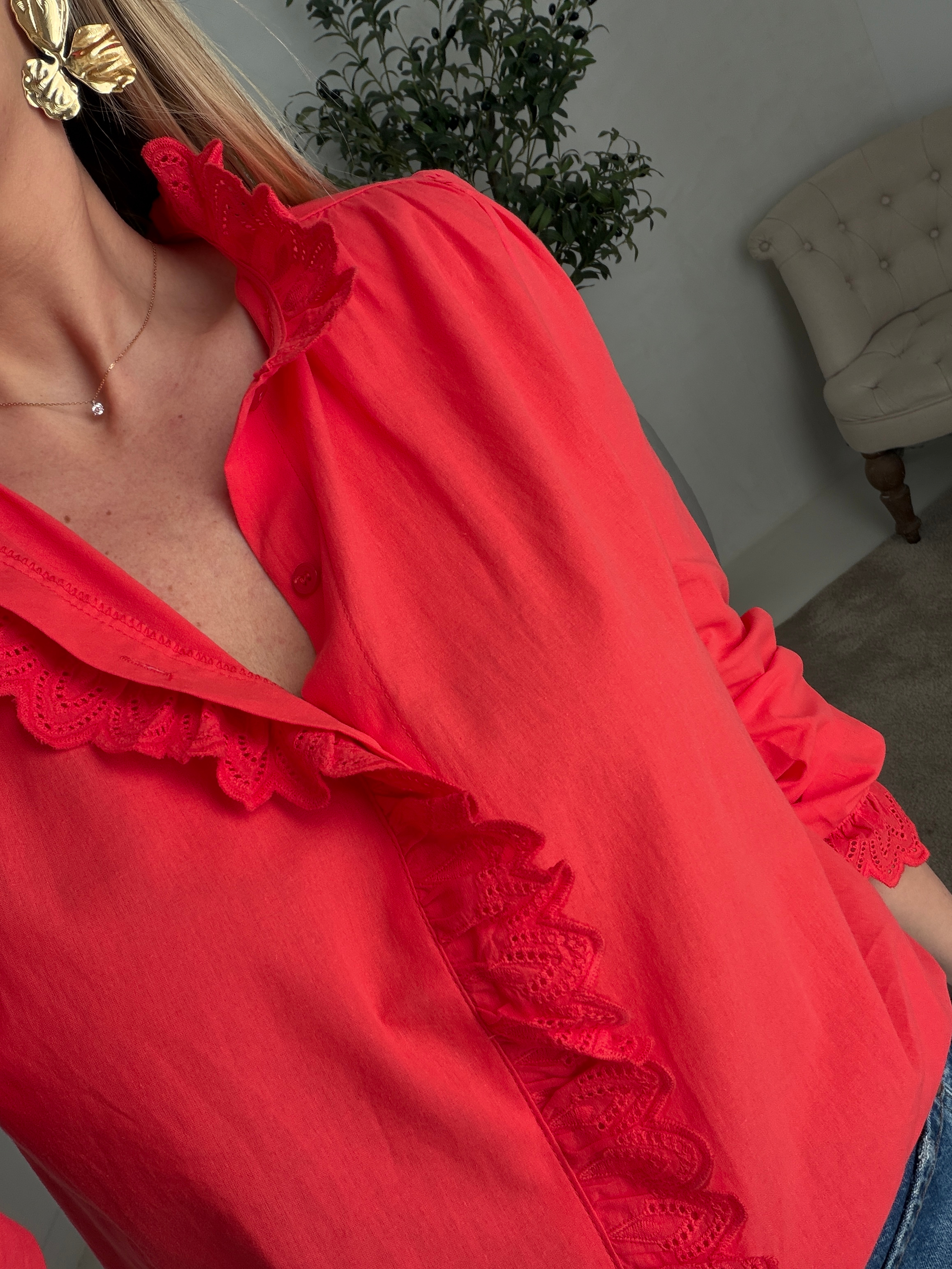 Blouse rouge avec volants — vue 2