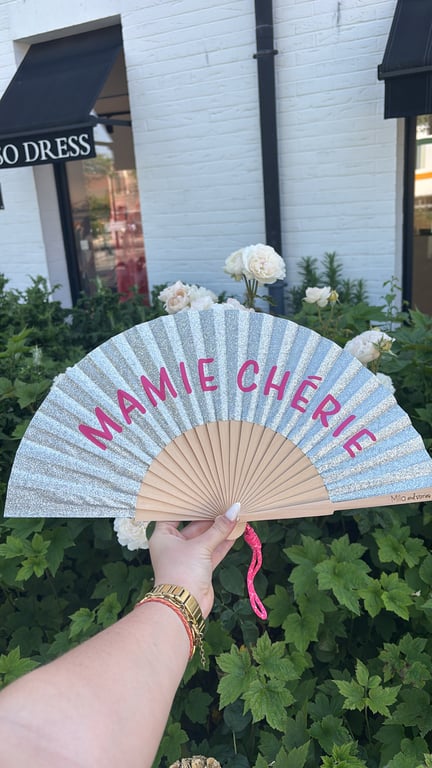 Éventail mamie chérie pailleté argenté