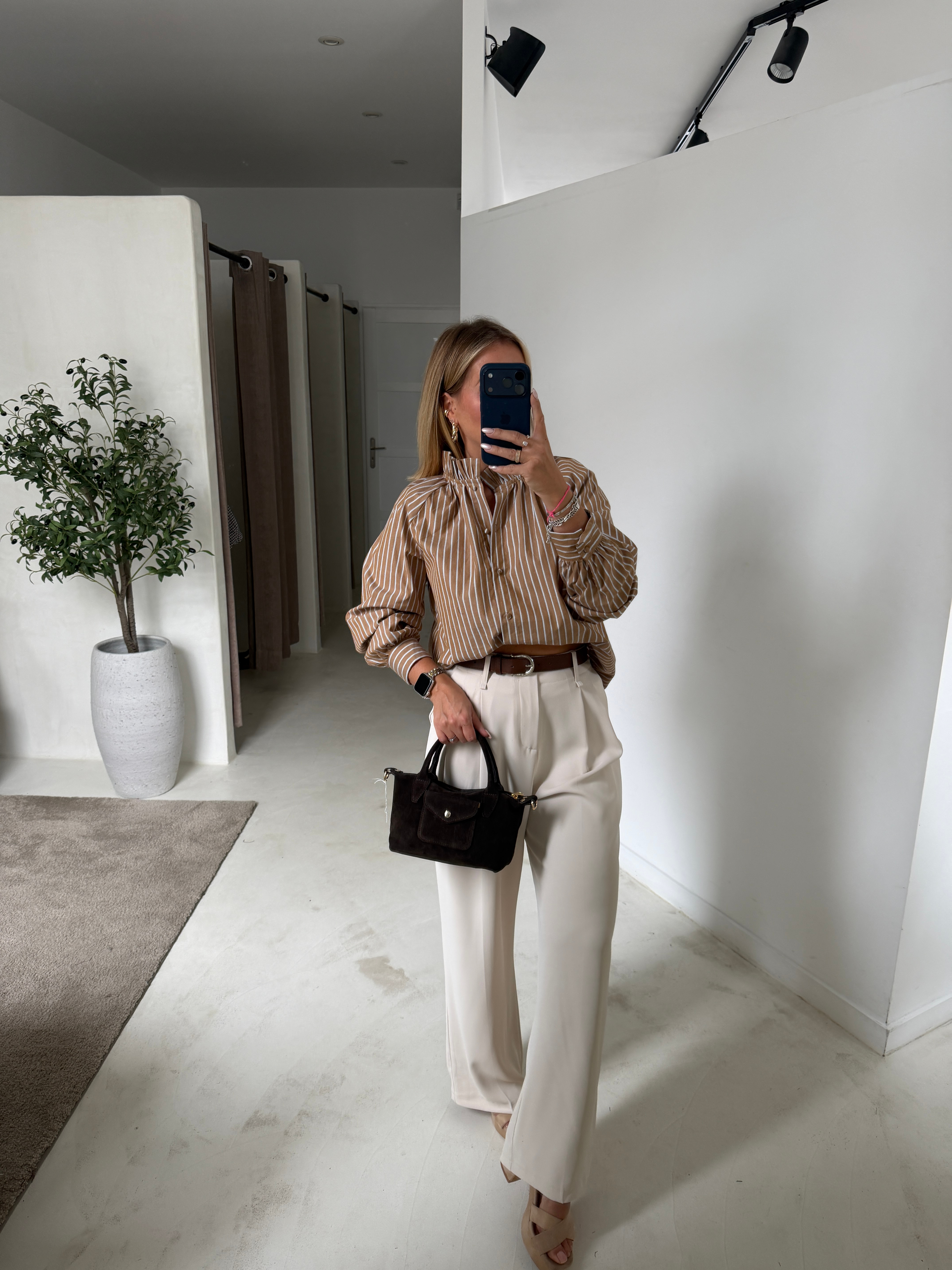 Blouse camel à rayures blanches — vue 2