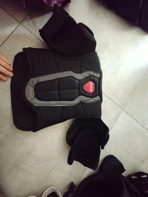Plastron ccm