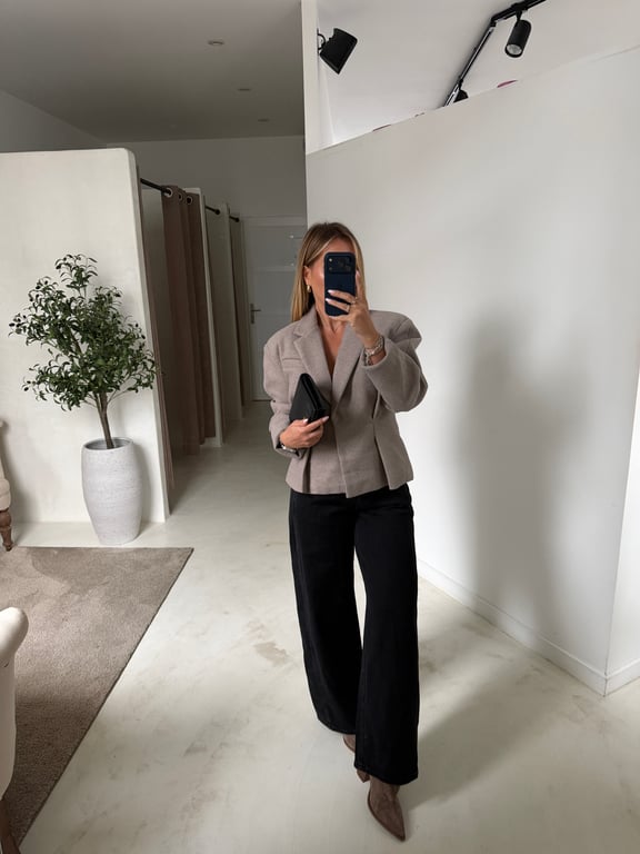 Veste de blazer cintré taupe
